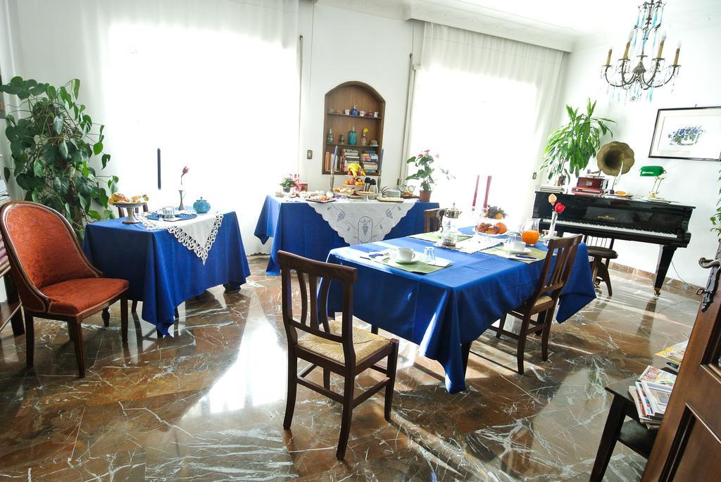B&B Casa Feliceローマ エクステリア 写真