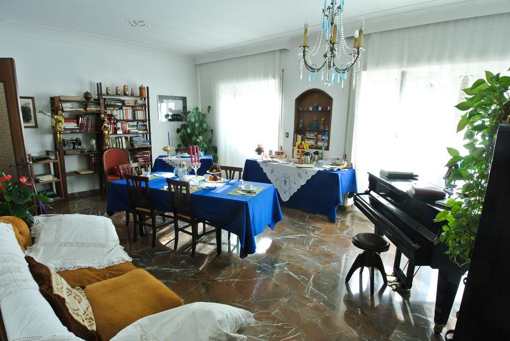 B&B Casa Feliceローマ エクステリア 写真
