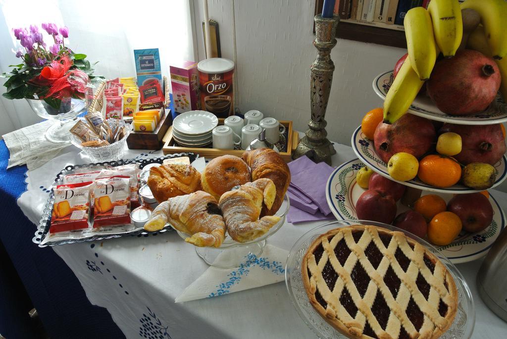 B&B Casa Feliceローマ エクステリア 写真